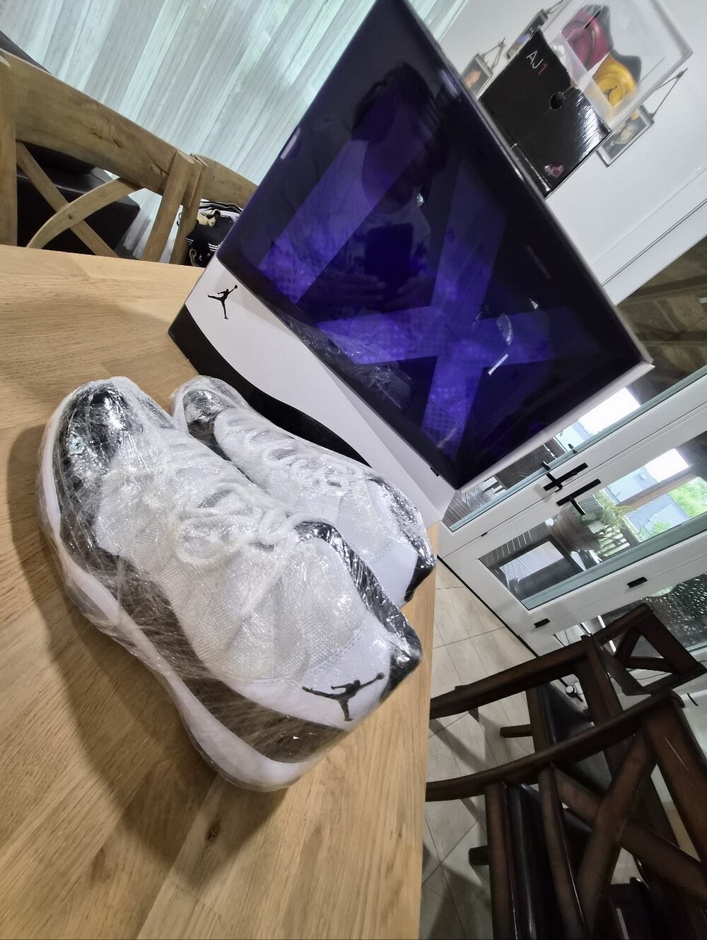 Jordan Nike Air Jordan 11 Retro White / Black / Dark Concord Mens size 11 NWT